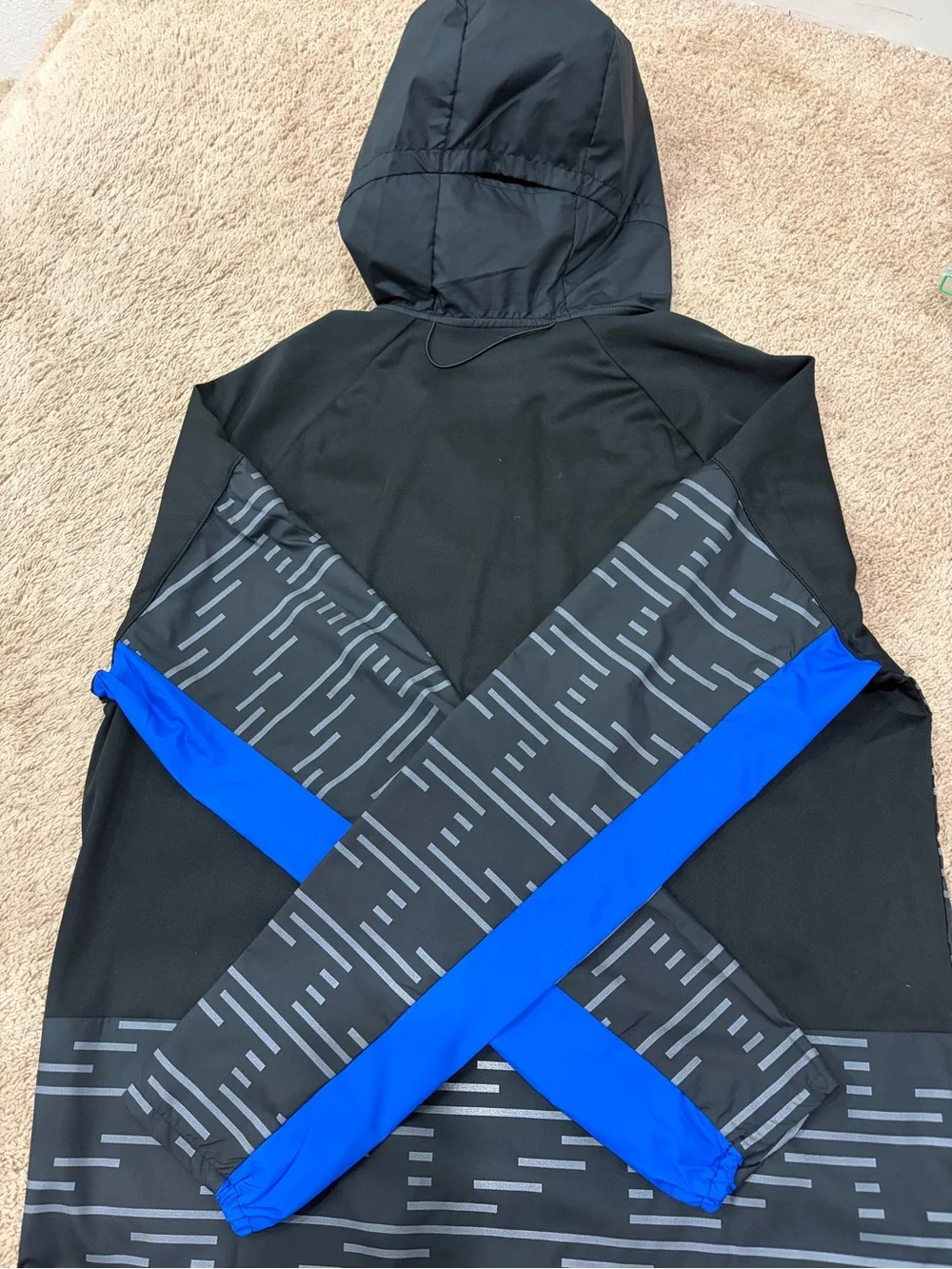 Nike Men’s Running Black & Blue Hooded Performance Jacket